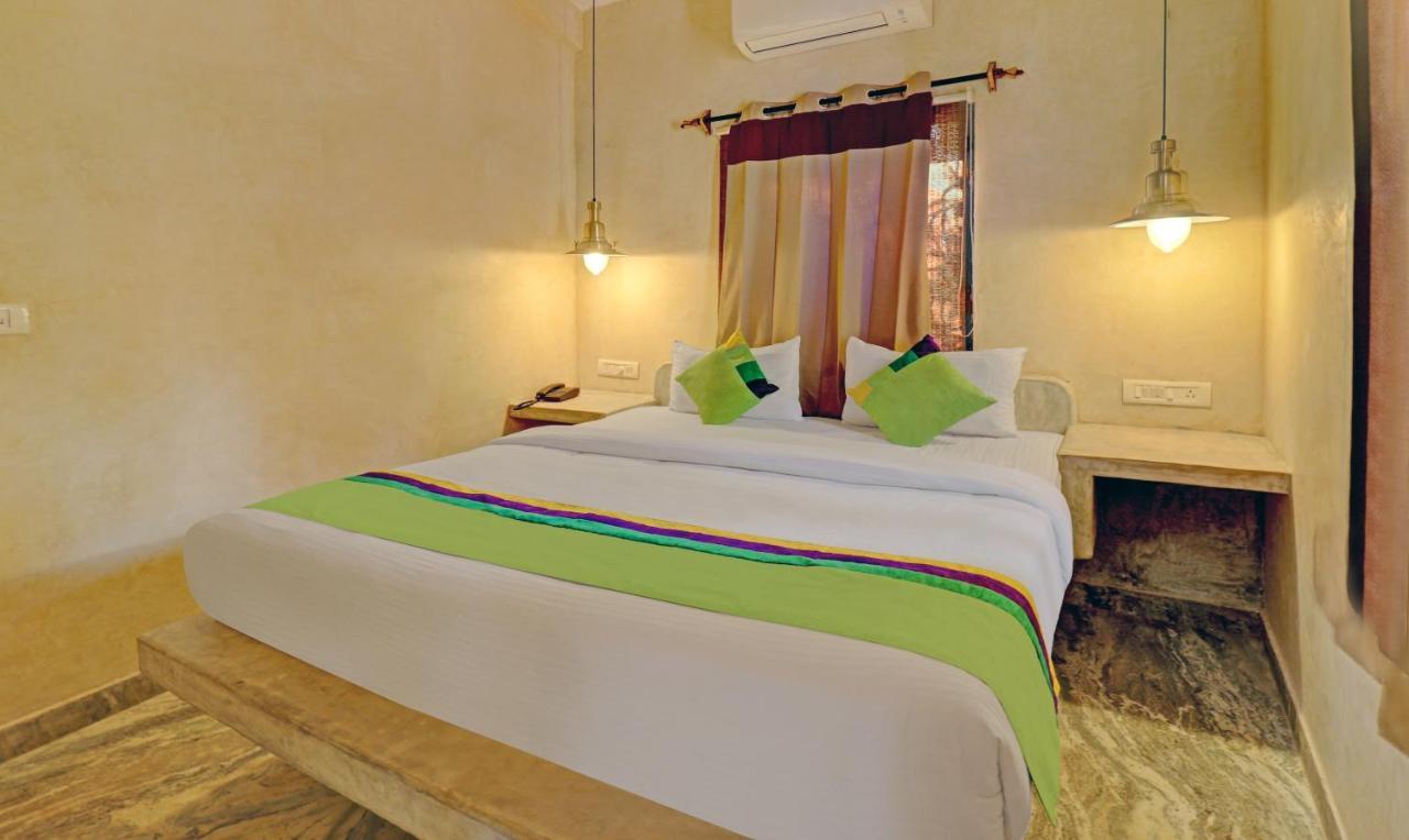 Treebo Morjim Banyan Resort Exterior foto